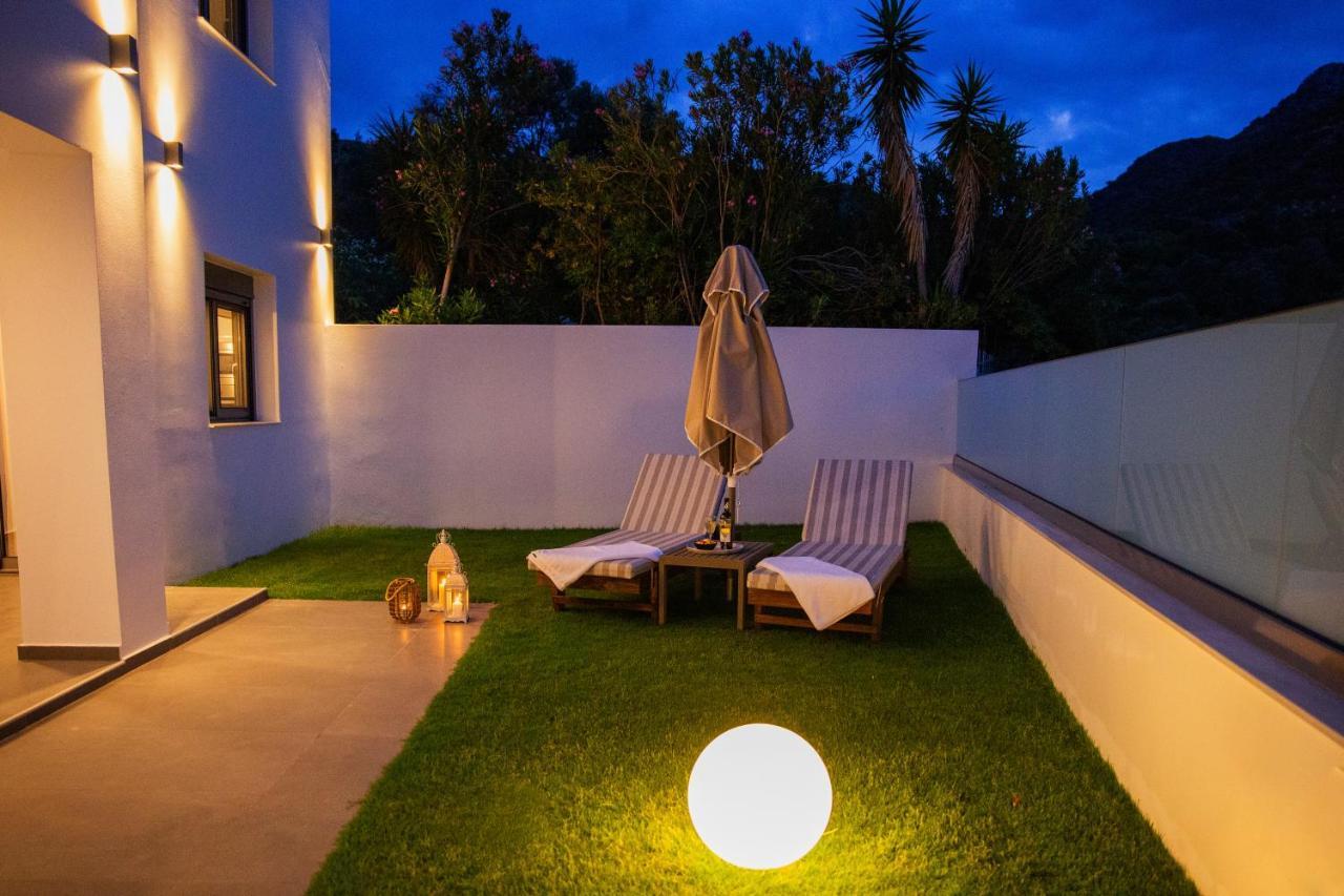 Adrianna Villa 4Ppl Bali  エクステリア 写真