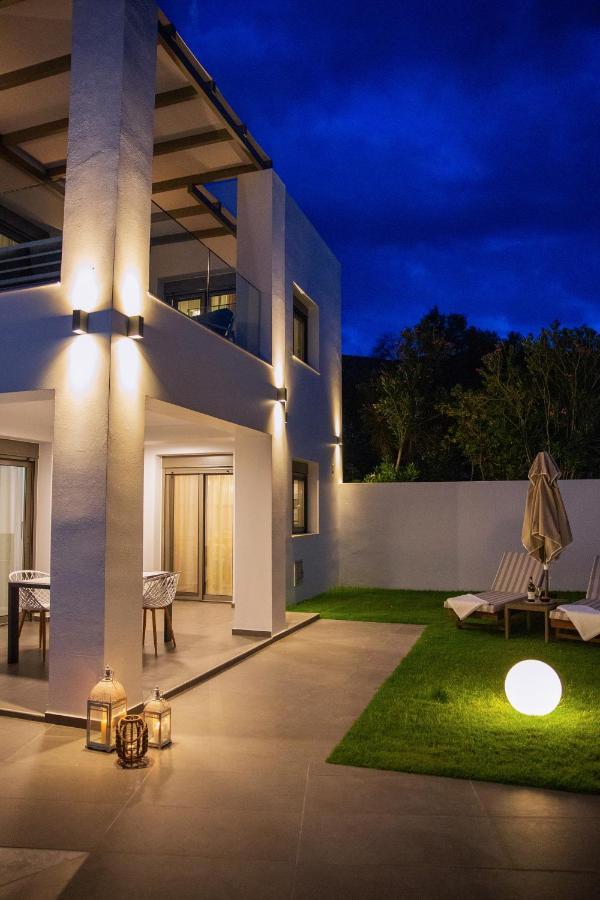 Adrianna Villa 4Ppl Bali  エクステリア 写真